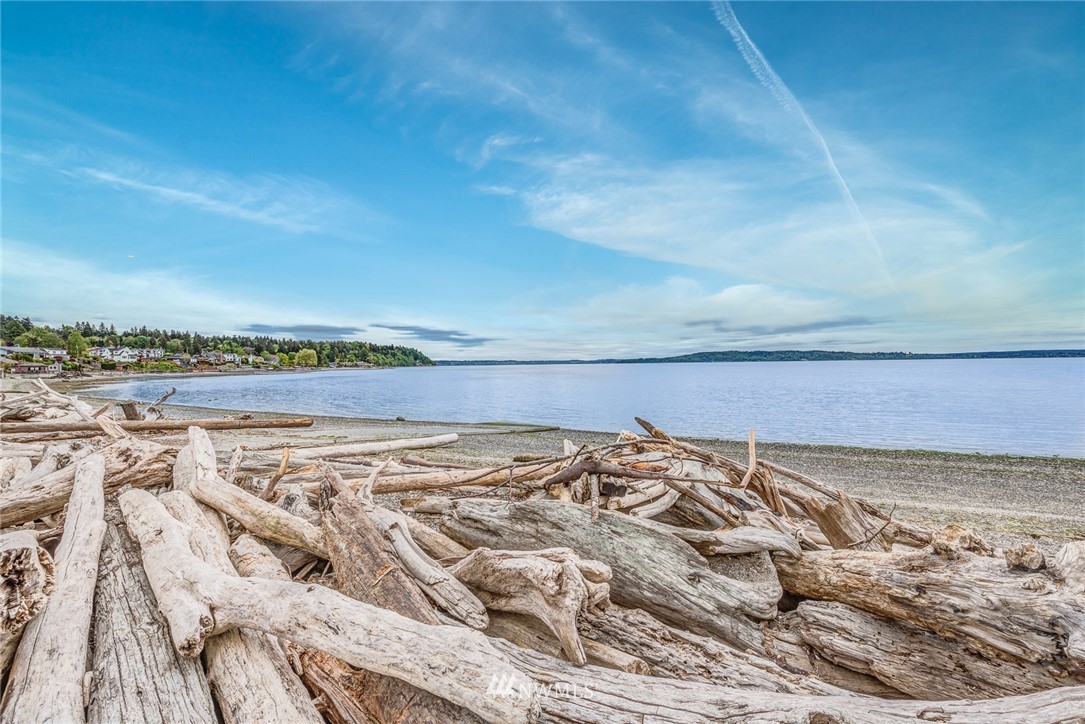 20600 2nd Avenue Southwest Normandy Park, WA 98166 - Photo 40 of 40 a view of an ocean beach
