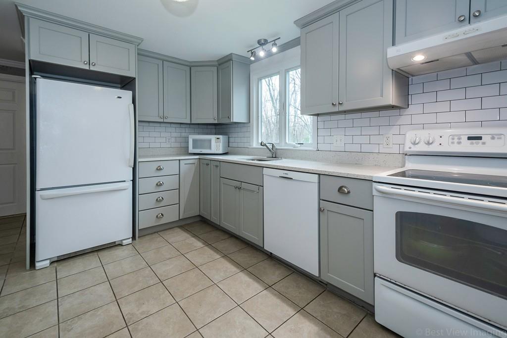 10 Francine Road Acton, MA 01720 - Photo 6 of 42 Gallery Image 6