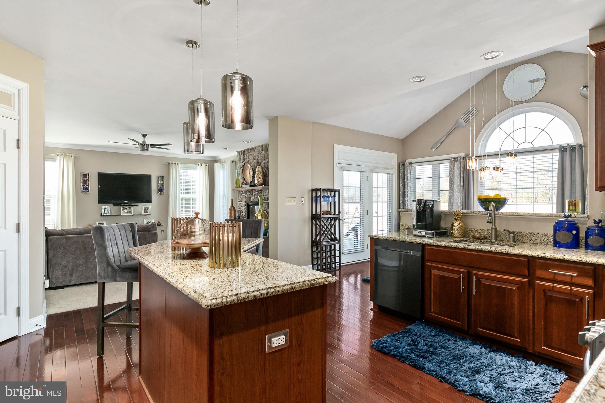 653 Chews Landing Road Sicklerville, NJ 08081 - Photo 13 of 34 Gallery Image 13