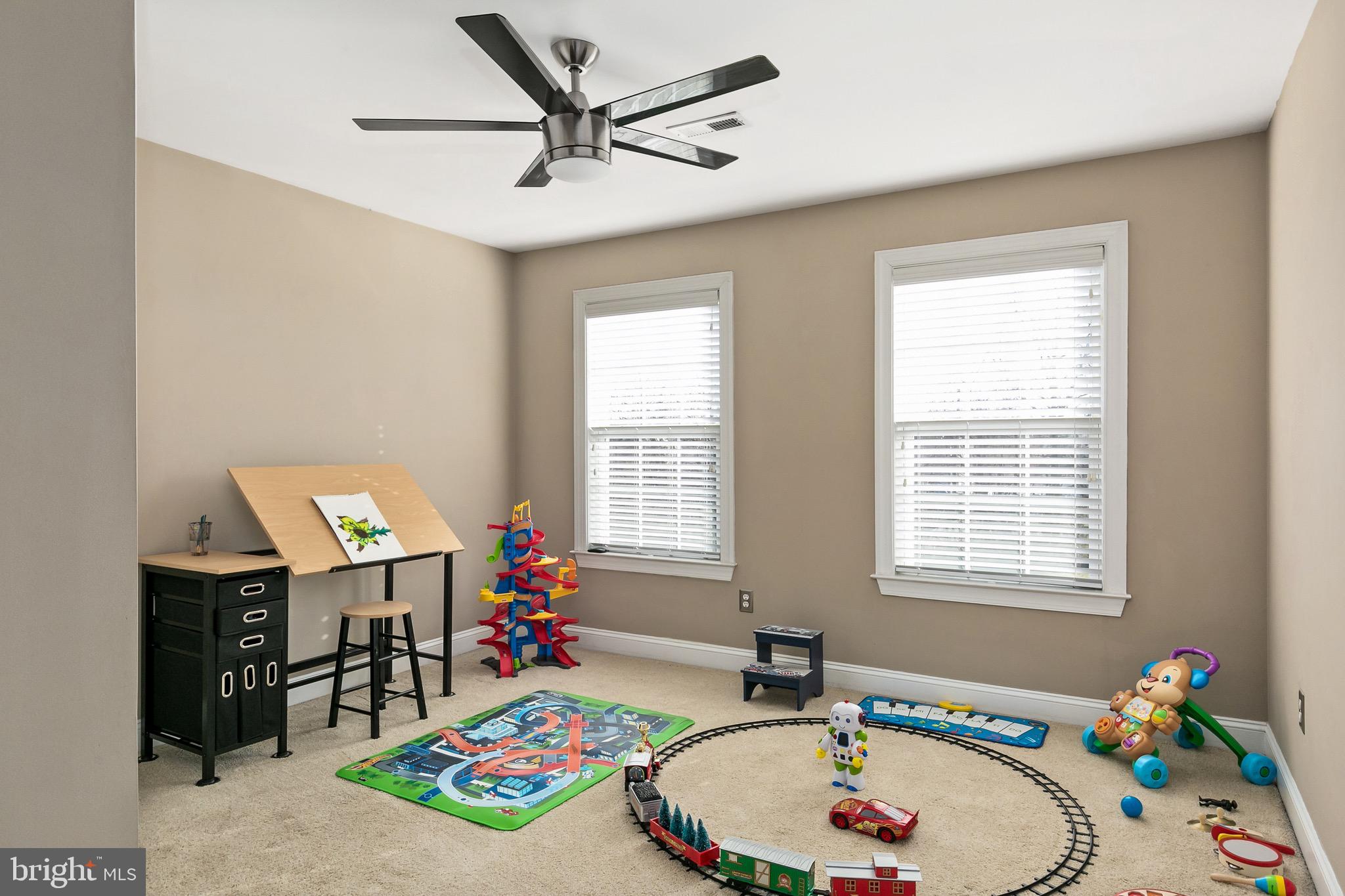 653 Chews Landing Road Sicklerville, NJ 08081 - Photo 20 of 34 Gallery Image 20