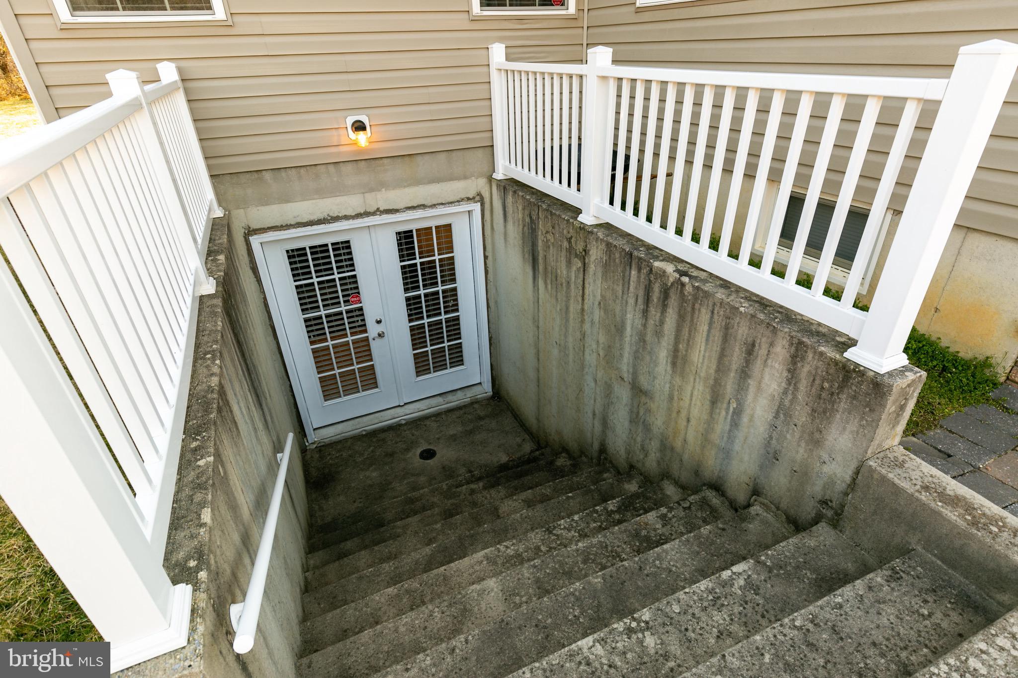 653 Chews Landing Road Sicklerville, NJ 08081 - Photo 32 of 34 Gallery Image 32