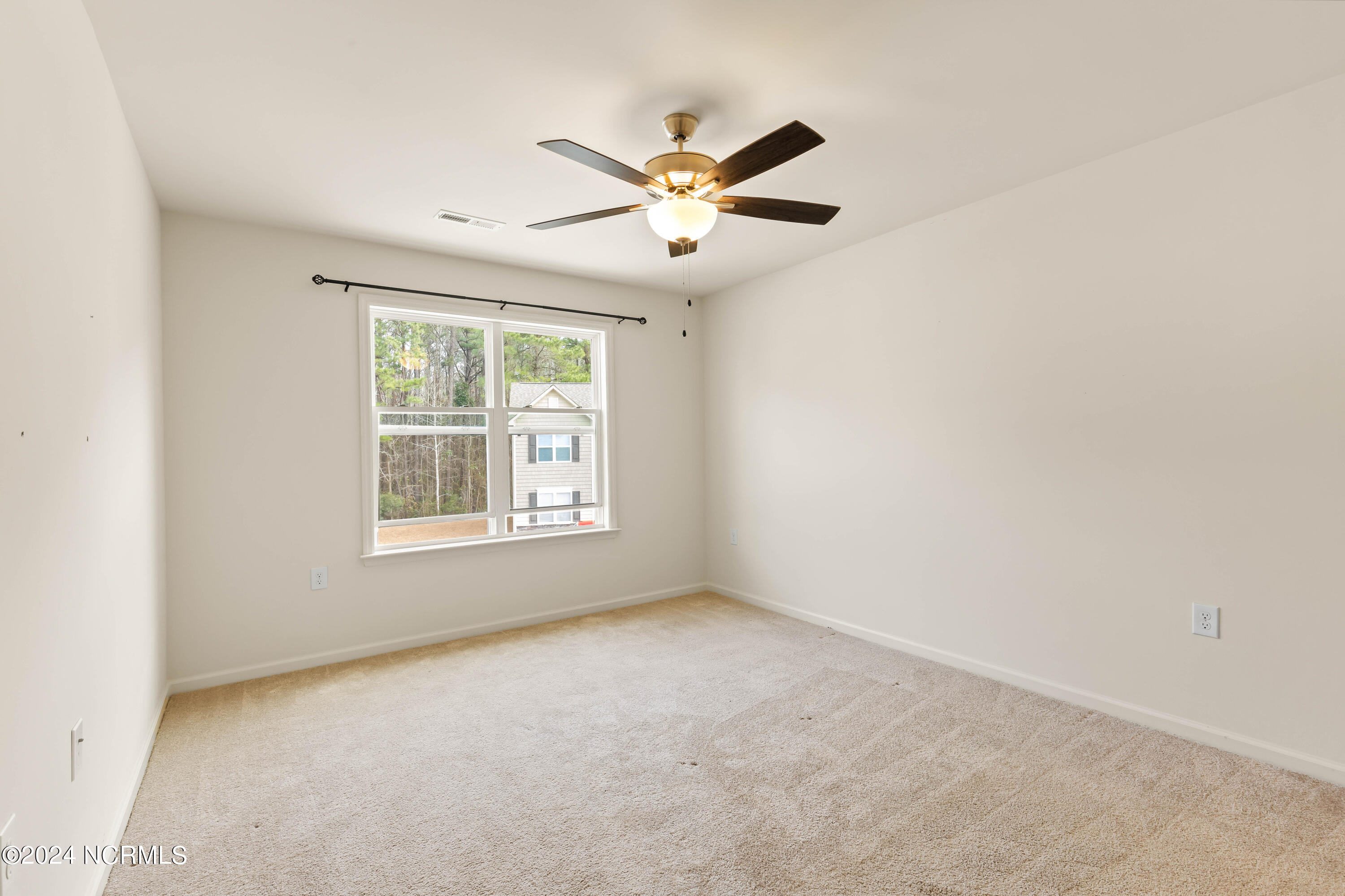 313 Glenellen Loop Road Midway Park, NC 28544 - Photo 19 of 23 19