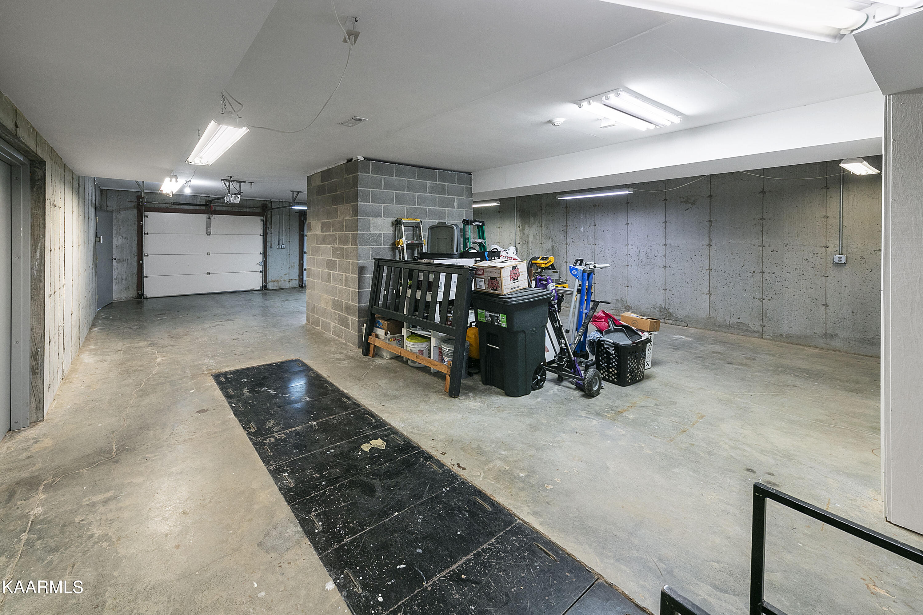 9917 West Emory Road Knoxville, TN 37931 - Photo 54 of 60 Main 2/4 Car Garage/Workshop