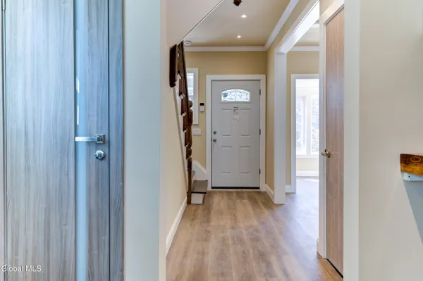 $299,900 | 8 Sheldon Street, Schenectady, NY 12308