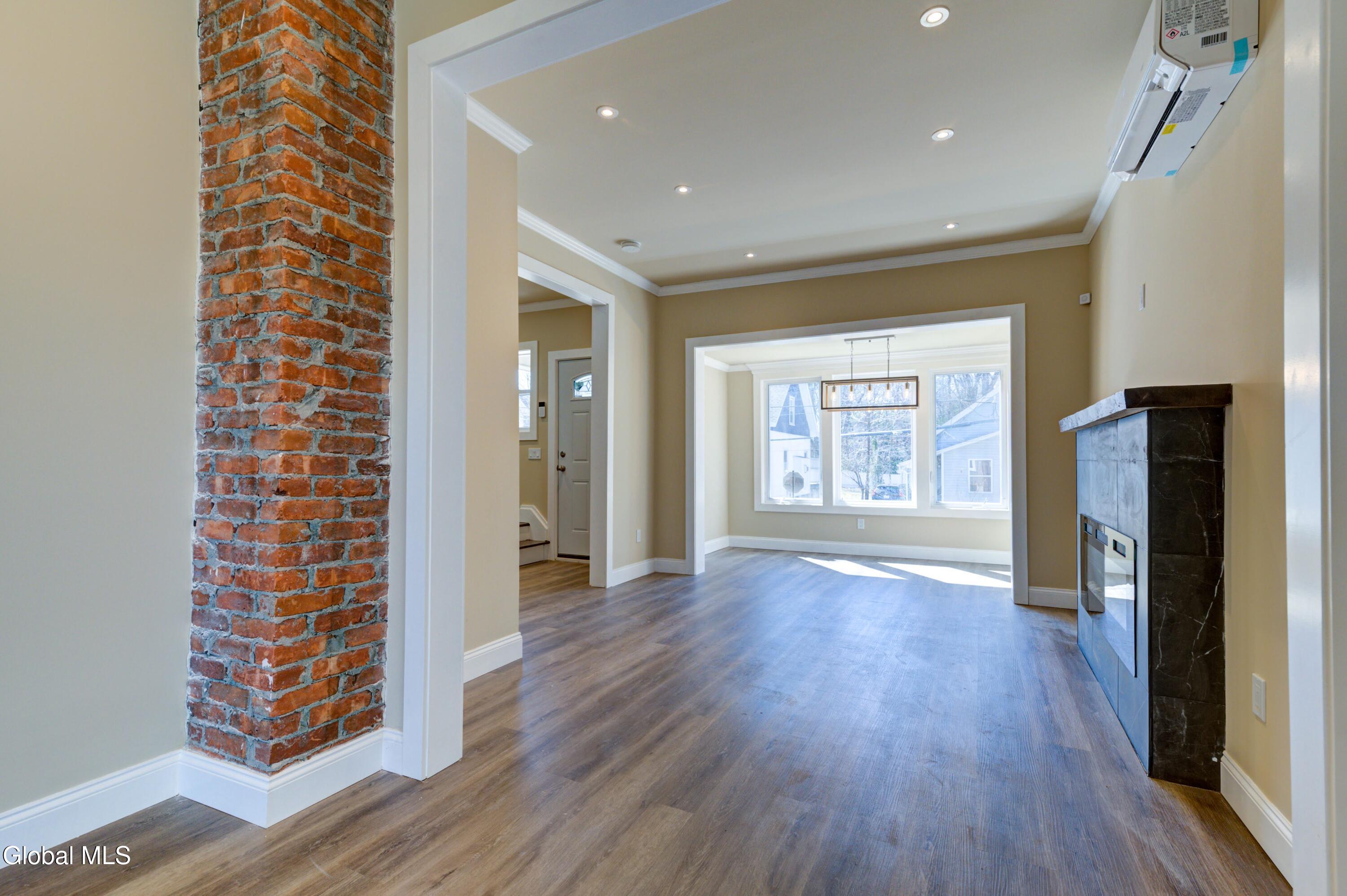 8 Sheldon Street Schenectady, NY 12308 - Photo 16 of 37 8 Sheldon-9