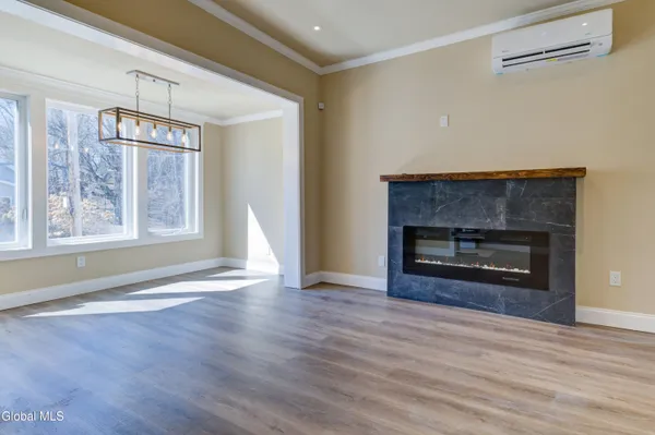 $299,900 | 8 Sheldon Street, Schenectady, NY 12308