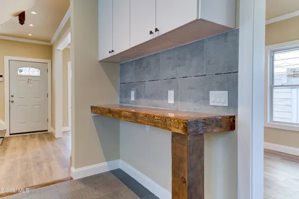 $299,900 | 8 Sheldon Street, Schenectady, NY 12308