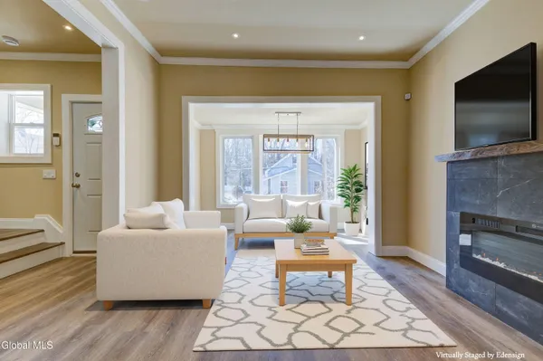 $299,900 | 8 Sheldon Street, Schenectady, NY 12308