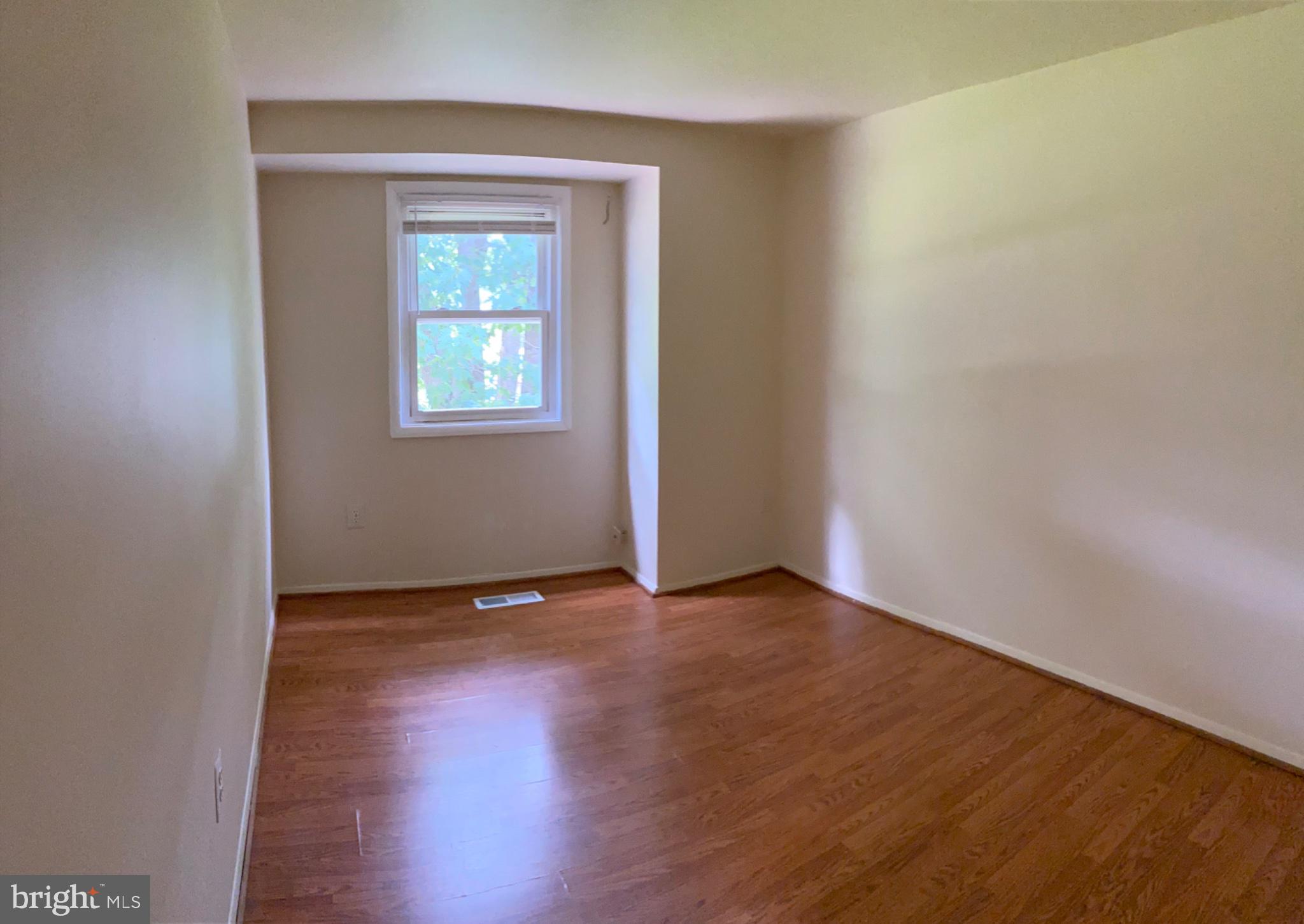9323 Matador Road Columbia, MD 21045 - Photo 14 of 22 Bright and airy blank canvas space.