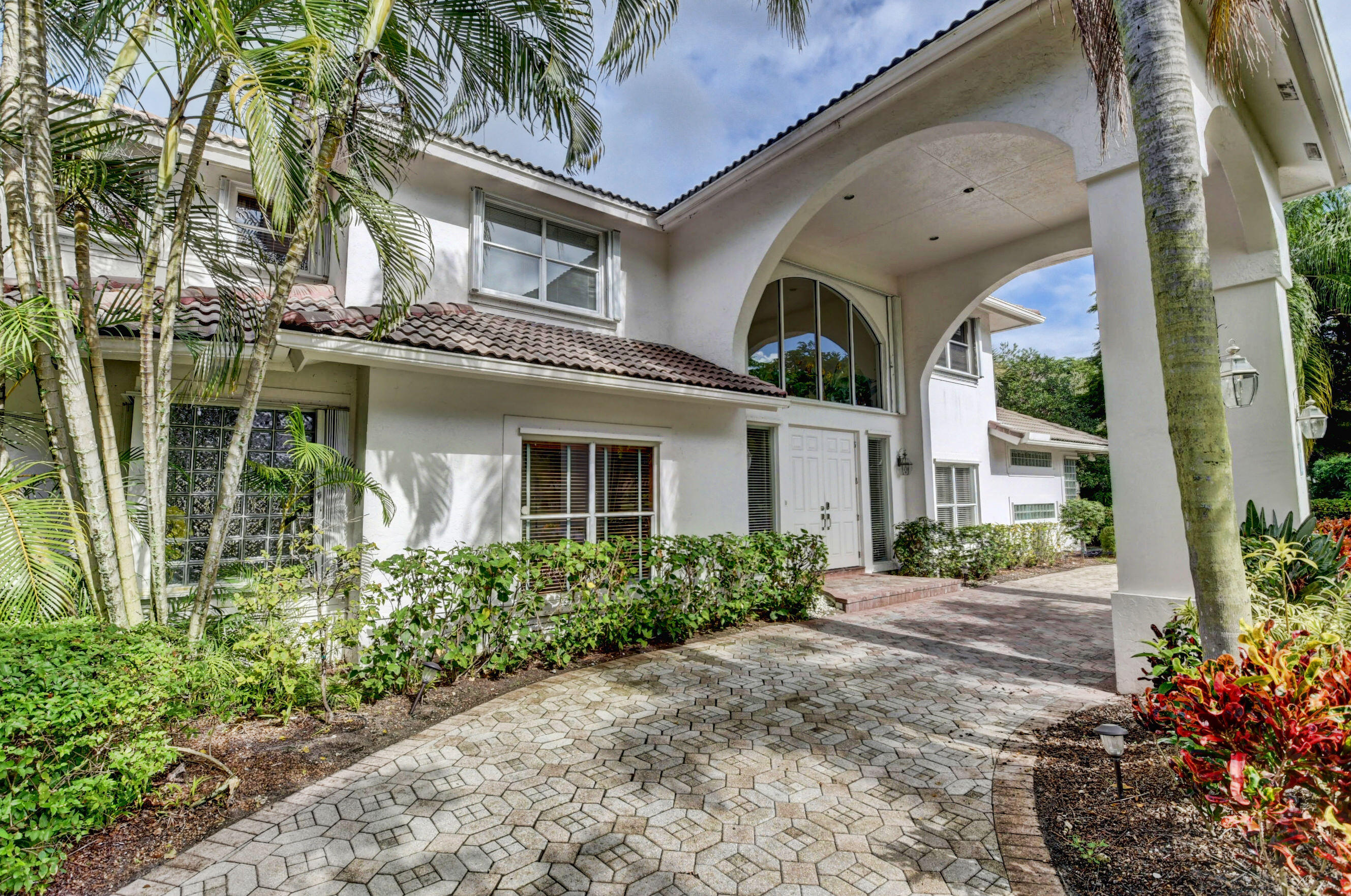 3015 Equestrian Drive Boca Raton, FL 33434 - Photo 4 of 66 DSC_1723_4_5_6_7