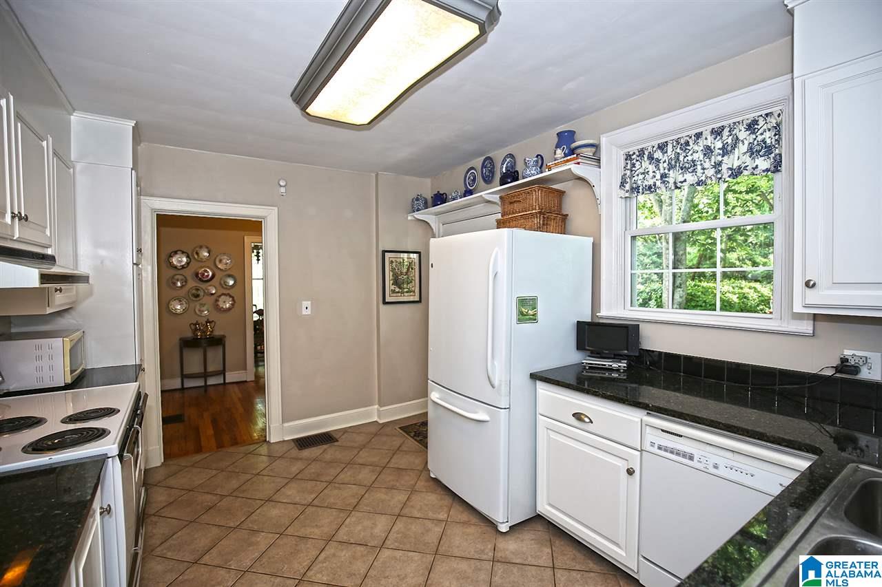 521 Rutherford Drive Birmingham, AL 35206 - Photo 17 of 43