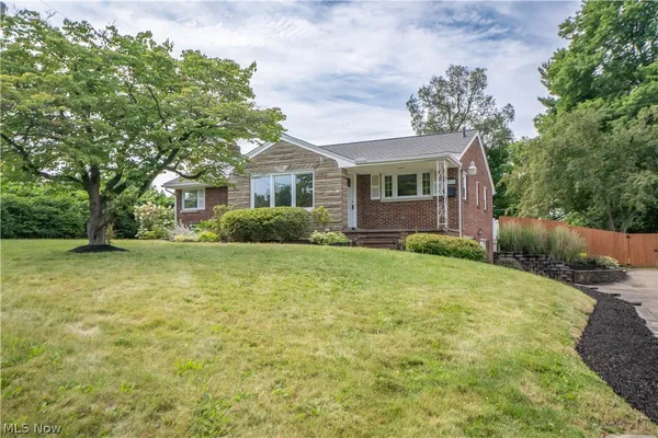 $275,000 | 3920 Ashwood Street Northwest, Canton, OH 44708