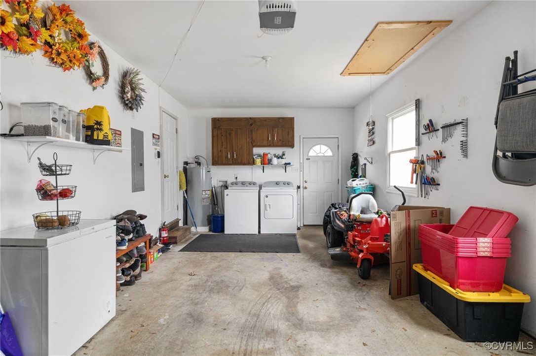 3901 Grovewood Road Hopewell, VA 23860 - Photo 35 of 42 a room with toys and a couch