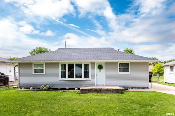 $150,000 | 108 Duensing Lane, Washington, IL 61571