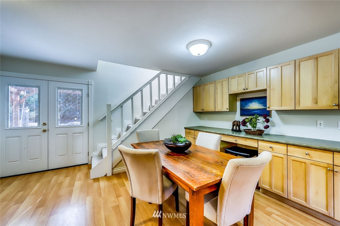 5790 Northeast Foster Road Bainbridge Island, WA 98110 - Photo 18 of 40