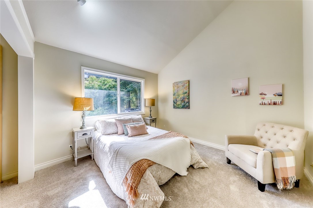 5790 Northeast Foster Road Bainbridge Island, WA 98110 - Photo 25 of 40