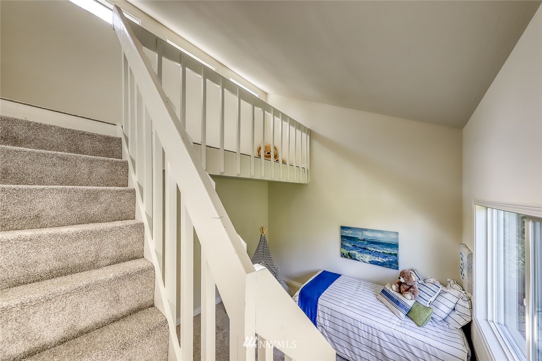 5790 Northeast Foster Road Bainbridge Island, WA 98110 - Photo 30 of 40