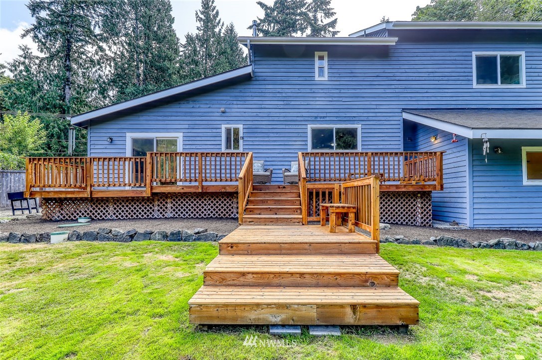 5790 Northeast Foster Road Bainbridge Island, WA 98110 - Photo 31 of 40
