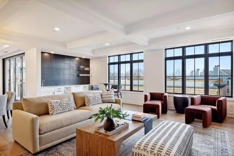$2,275,000 | 511 2nd Street, Unit 3, Excelsior, MN 55331