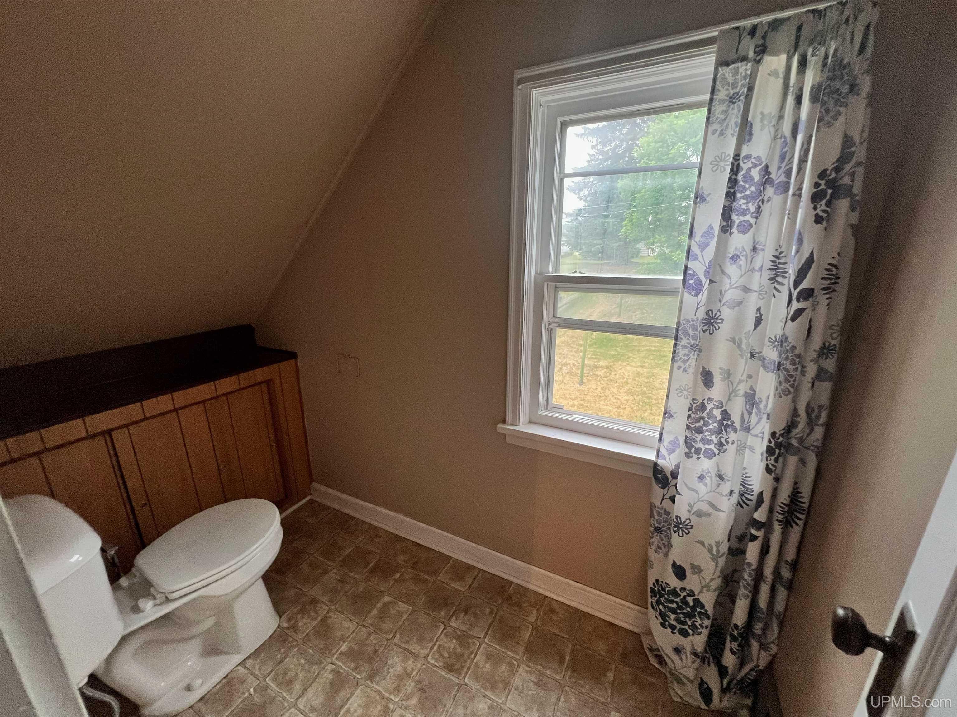 810 Section Street Norway, MI 49870 - Photo 17 of 23