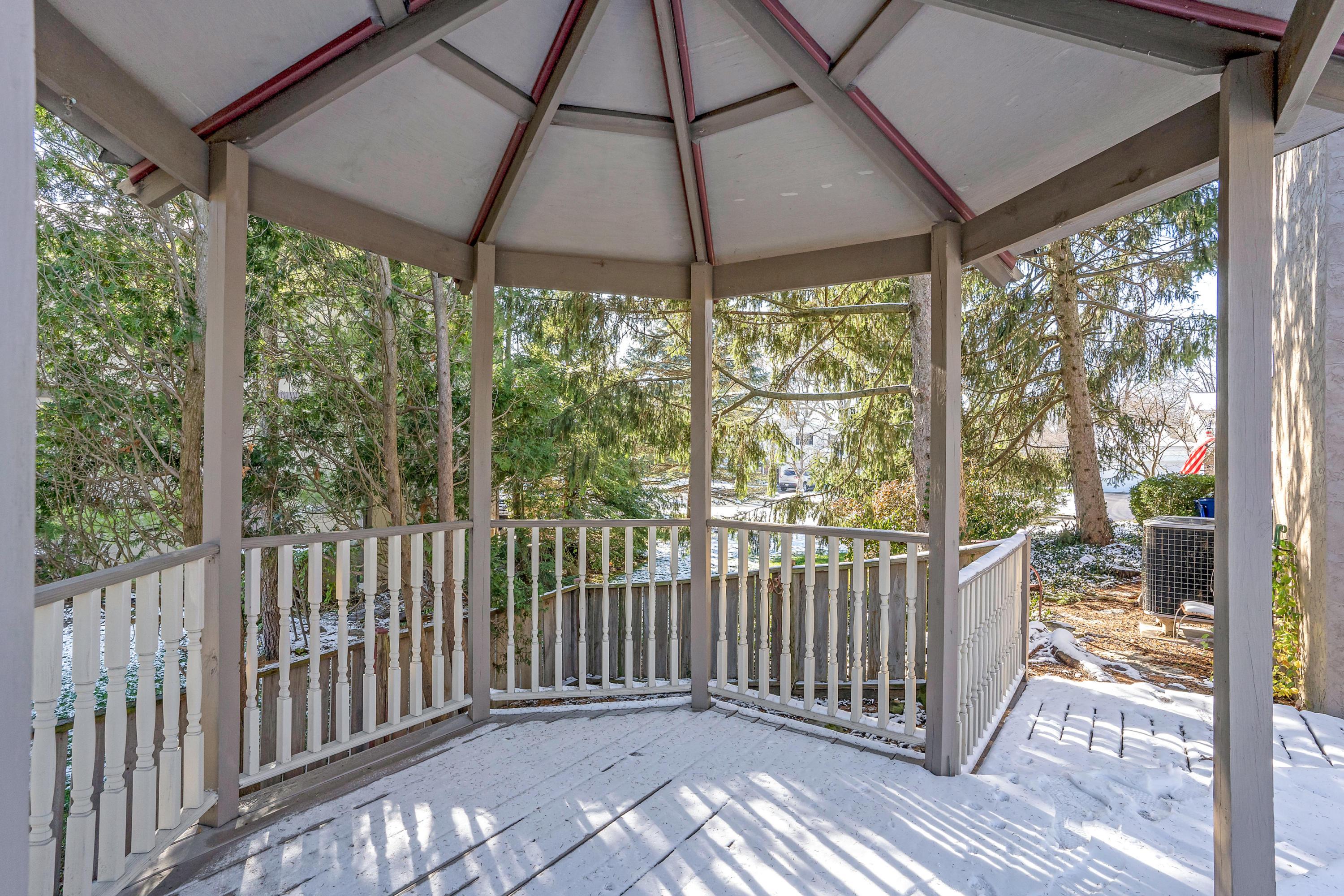 4366 Kendale Road Columbus, OH 43220 - Photo 72 of 97 Gallery Image 72