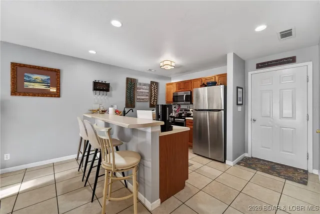 $199,000 | 100 Osage Hills Road, Unit 201, Lake Ozark, MO 65049