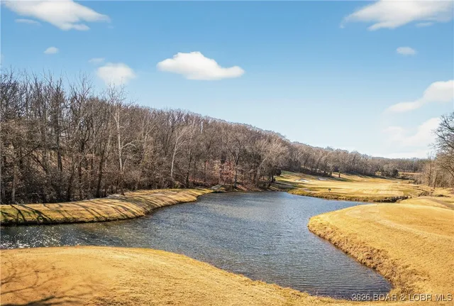 $199,000 | 100 Osage Hills Road, Unit 201, Lake Ozark, MO 65049