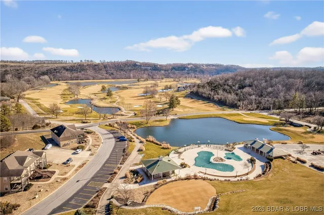$199,000 | 100 Osage Hills Road, Unit 201, Lake Ozark, MO 65049