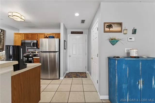 $199,000 | 100 Osage Hills Road, Unit 201, Lake Ozark, MO 65049