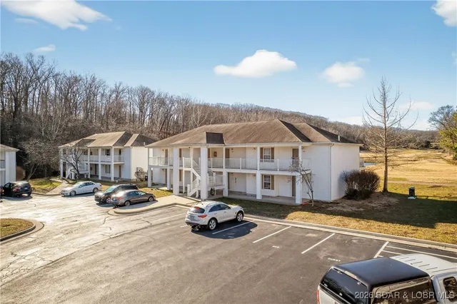 $199,000 | 100 Osage Hills Road, Unit 201, Lake Ozark, MO 65049