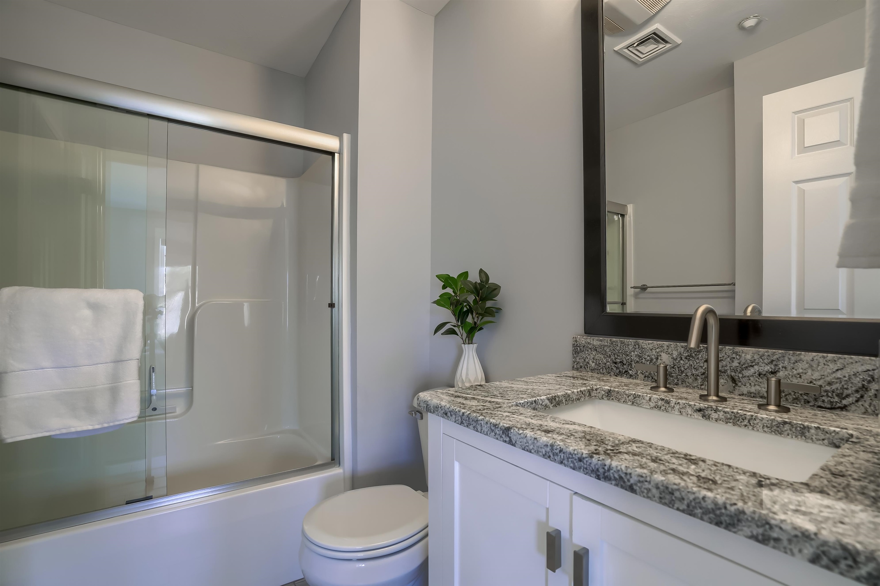 39 Terrell Lane Hollis, NH 03049 - Photo 27 of 38