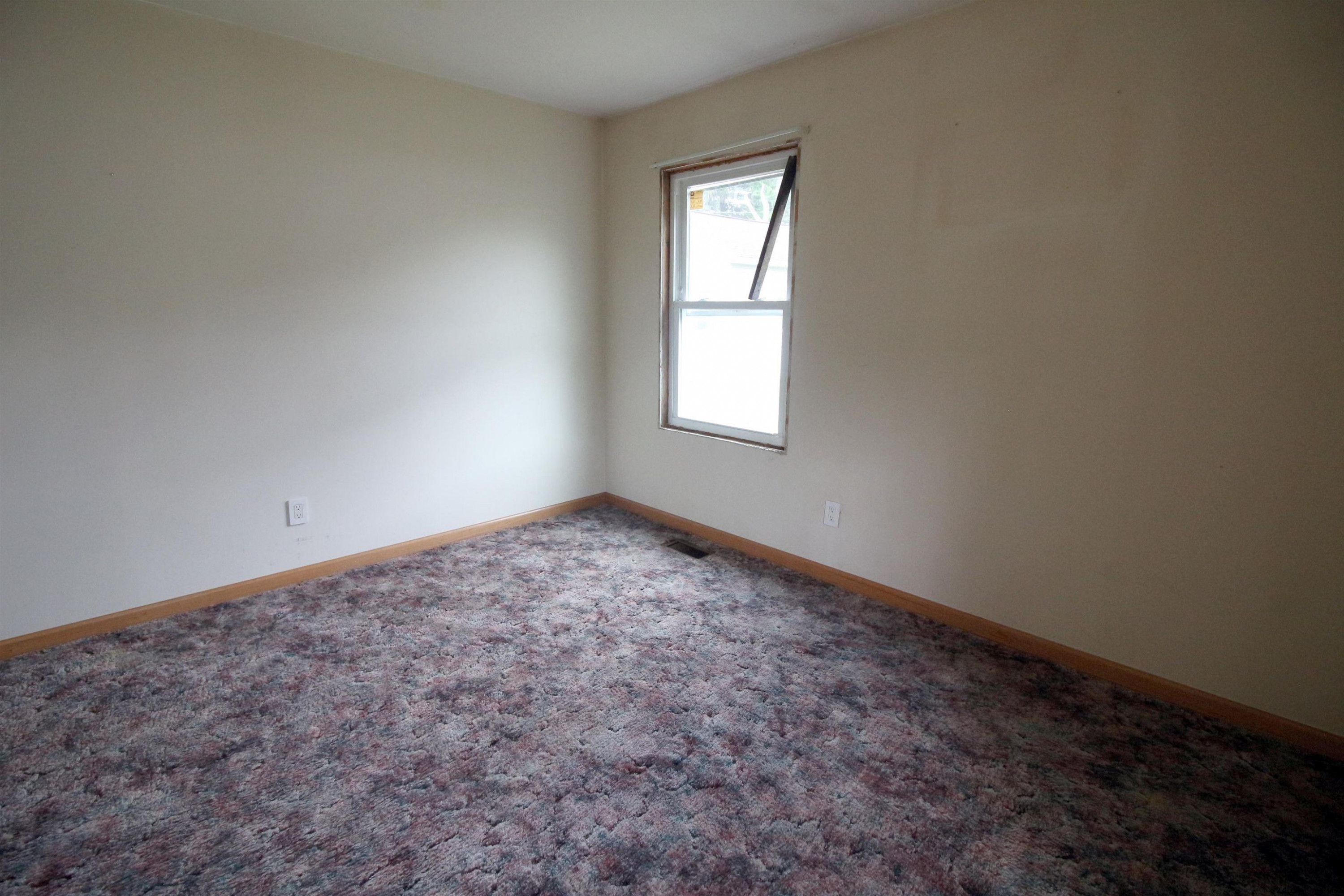 16 Mildred Lane Colonie, NY 12110 - Photo 23 of 35 Photo 23