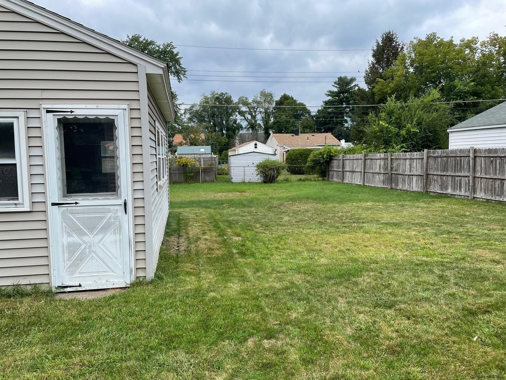 16 Mildred Lane Colonie, NY 12110 - Photo 32 of 35 Photo 32