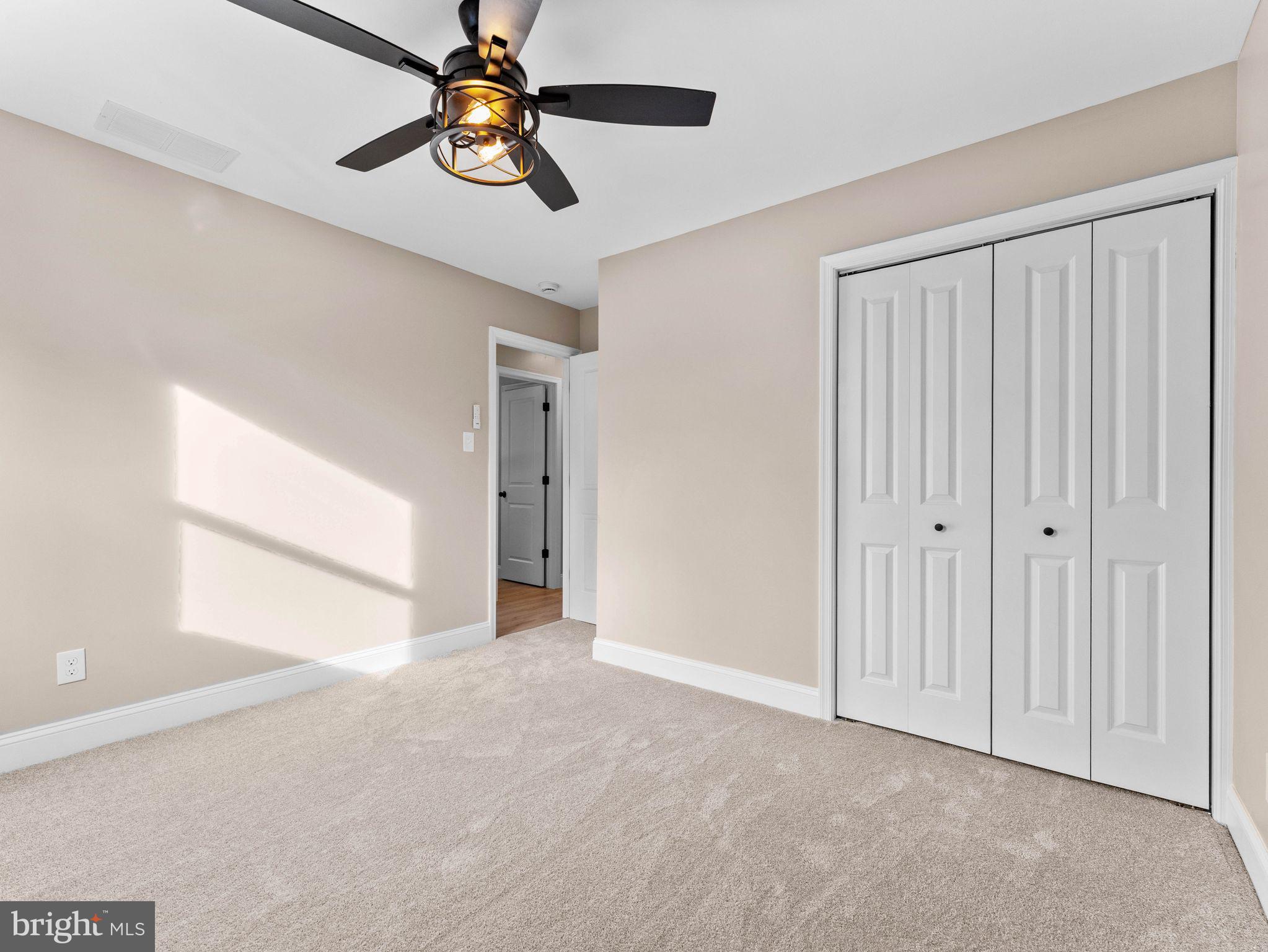 800 Bentley Road Lindenwold, NJ 08021 - Photo 20 of 32 a view of an empty room with a window