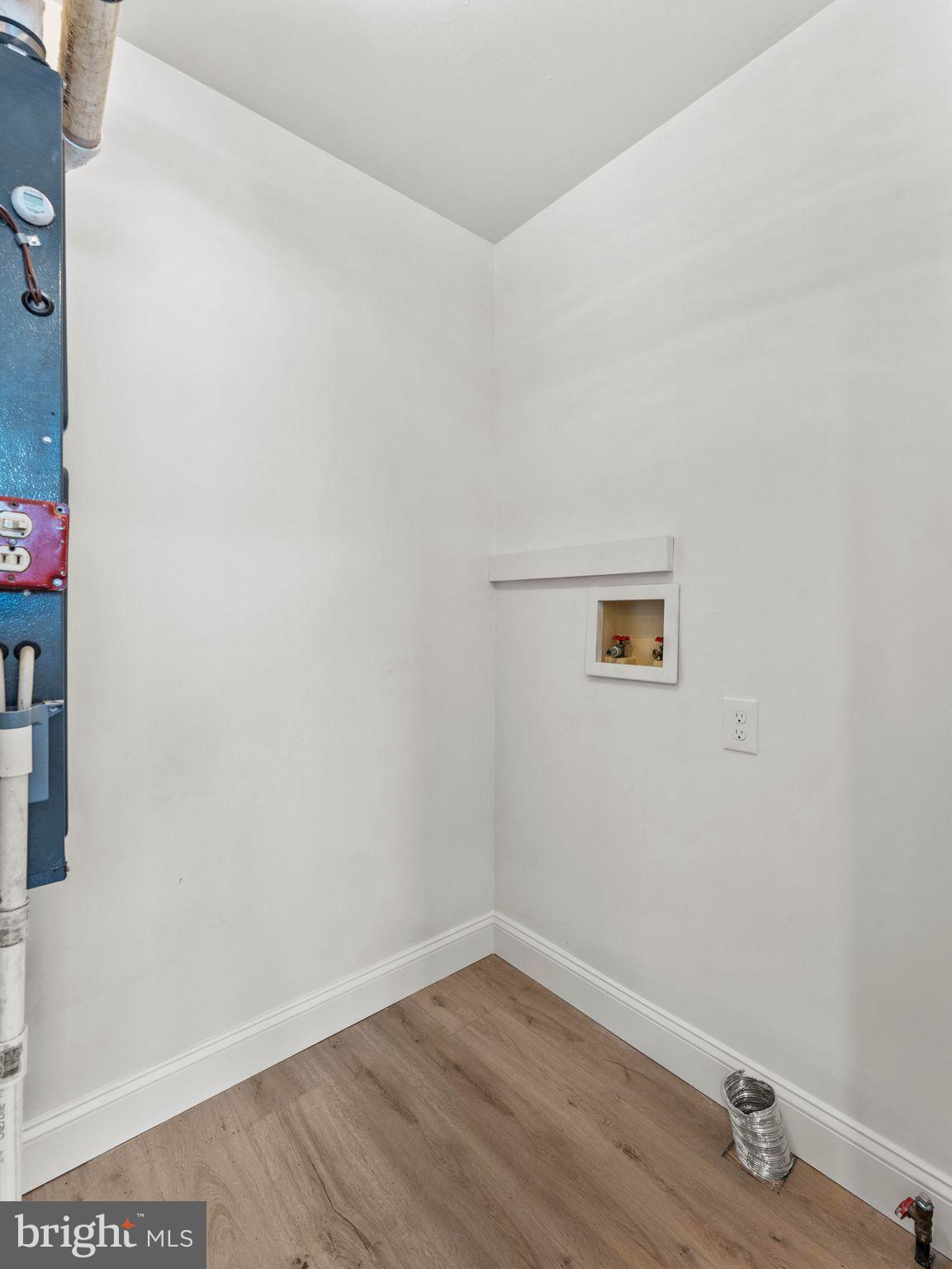 800 Bentley Road Lindenwold, NJ 08021 - Photo 26 of 32 a view of a small space with wooden floor and a window