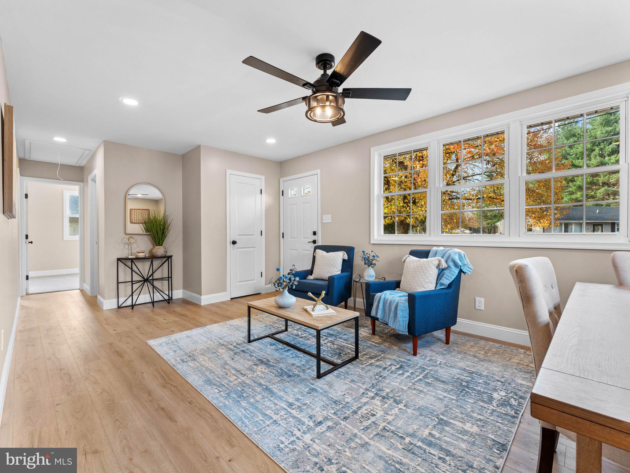 800 Bentley Road Lindenwold, NJ 08021 - Photo 4 of 32 a living room with furniture and a large window