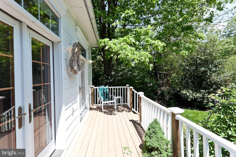 4229 Wickford Road Baltimore, MD 21210 - Photo 12 of 30 a balcony with wooden floor in front of it