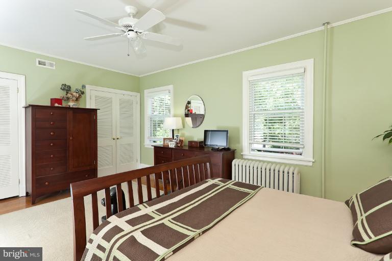 4229 Wickford Road Baltimore, MD 21210 - Photo 18 of 30 a bedroom with furniture and a window