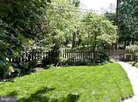 4229 Wickford Road Baltimore, MD 21210 - Photo 6 of 30 a view of a yard with wooden fence