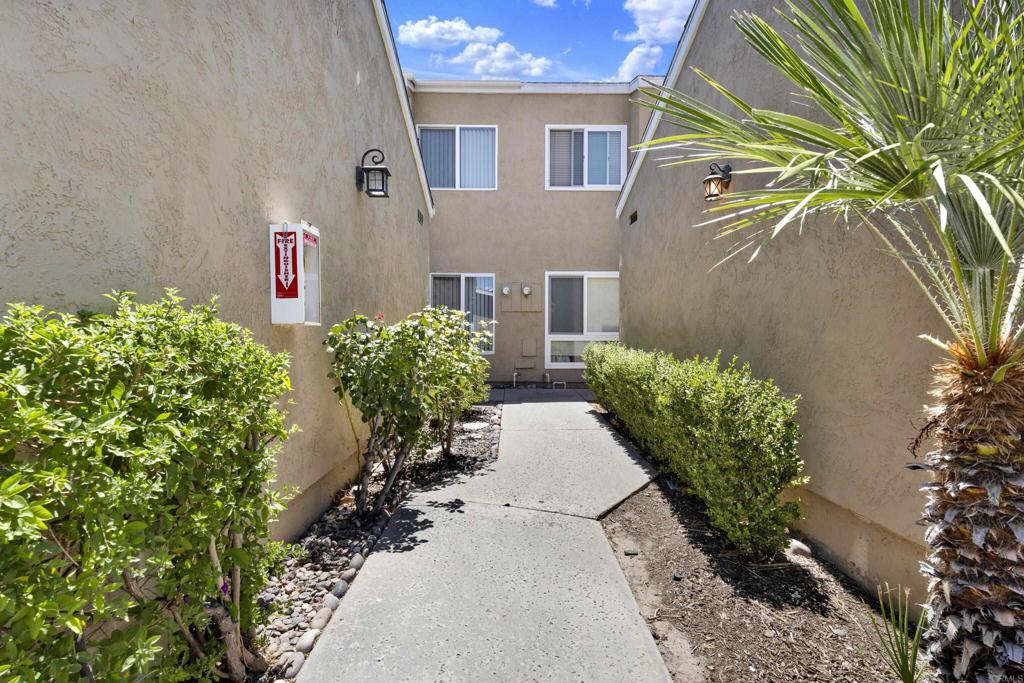 44552 La Paz Road Temecula, CA 92592 - Photo 5 of 64