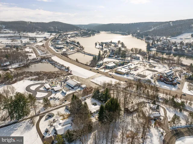 $399,000 | 119 Henry Deal Road, McHenry, MD 21541