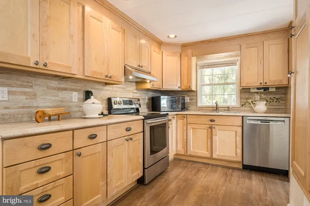 $399,000 | 119 Henry Deal Road, McHenry, MD 21541