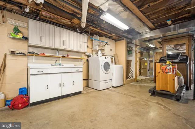 $399,000 | 119 Henry Deal Road, McHenry, MD 21541