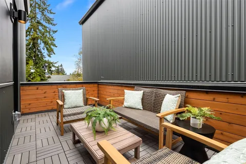$799,000 | 200 Shepard Way Northwest, Bainbridge Island, WA 98110