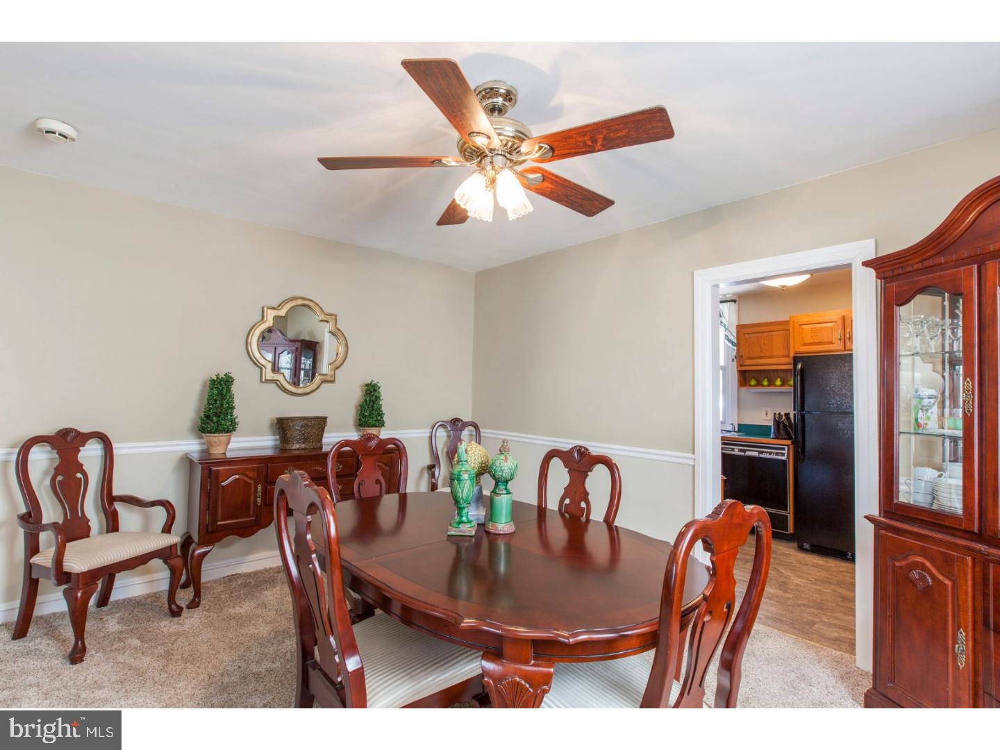 141 Westdale Road Upper Darby, PA 19082 - Photo 8 of 20 Dining Room