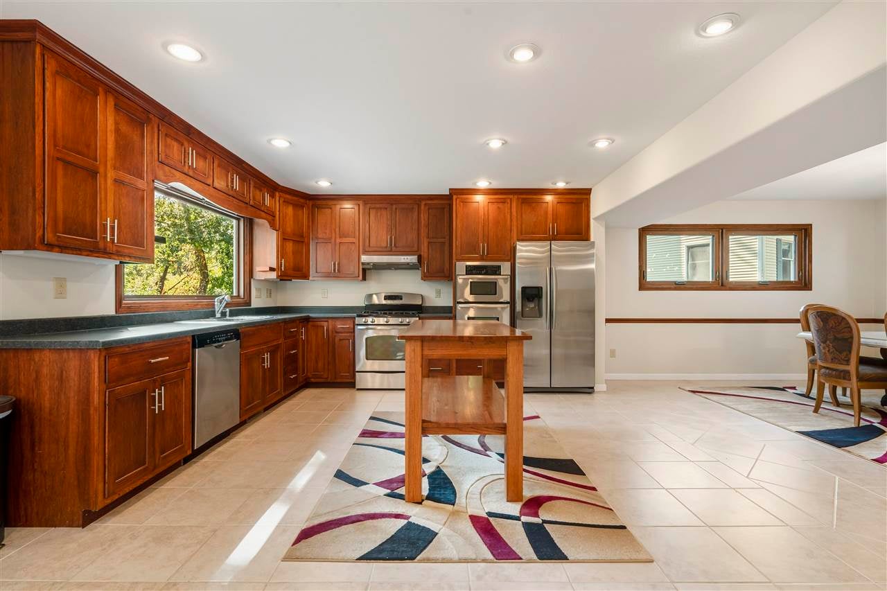 3100 Blue Ridge Court Northeast Cedar Rapids, IA 52402 - Photo 21 of 51 Gallery Image 21