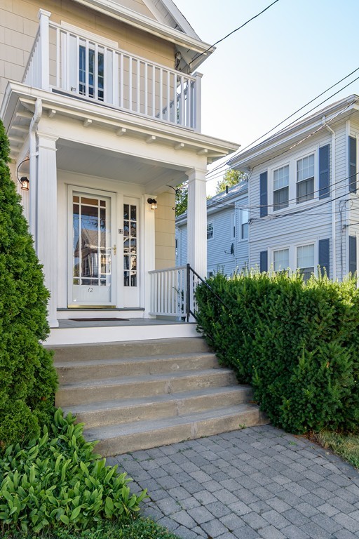 12-14 Pondview Road, Unit 1 Arlington, MA 02474 - Photo 2 of 26 Gallery Image 2