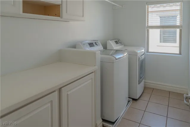 $2,600 | 257 Via Franciosa Drive, Henderson, NV 89011