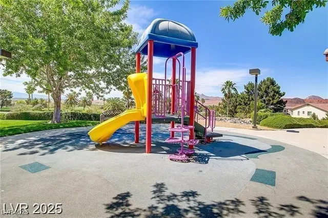 $2,600 | 257 Via Franciosa Drive, Henderson, NV 89011