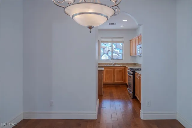 $2,600 | 257 Via Franciosa Drive, Henderson, NV 89011